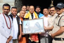 गोपीनाथ मंदिर पहुंचे गृह सचिव शैलेश बगोली, रुद्रनाथ यात्रा व्यवस्थाओं का लिया जायजा home-secretary-shailesh-bagoli-arrives-at-gopinath-temple